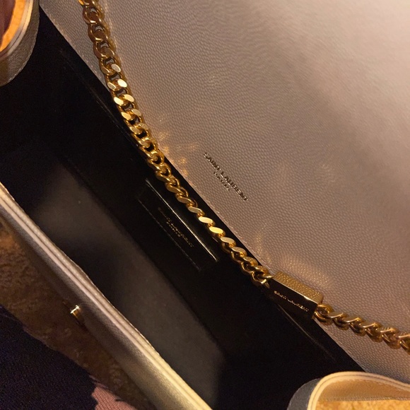 ❌❌SOLD❌❌Saint Laurent Medium Kate Bag - Picture 5 of 8